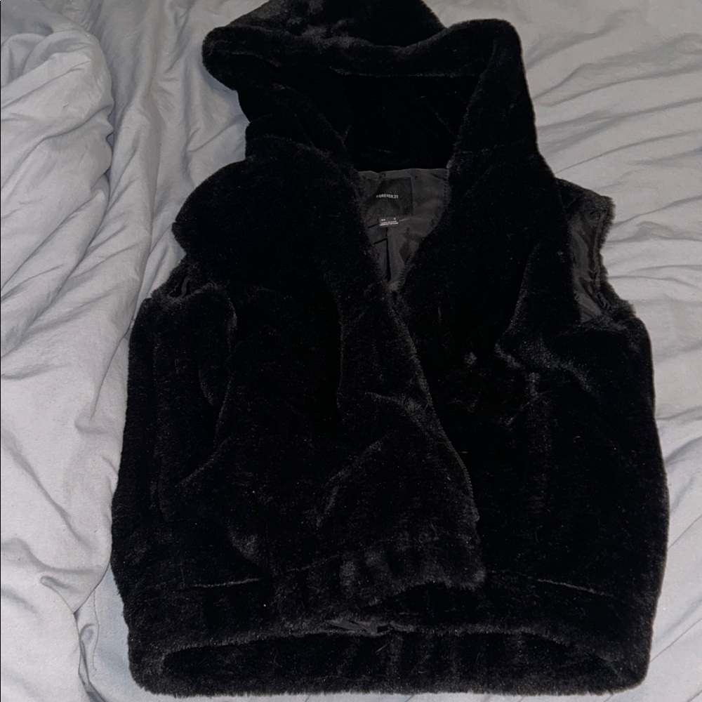 Forever 21 Faux Fur vest